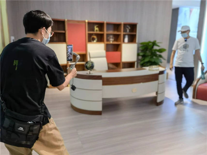 直播稿子，探索实木家具的魅力与价值