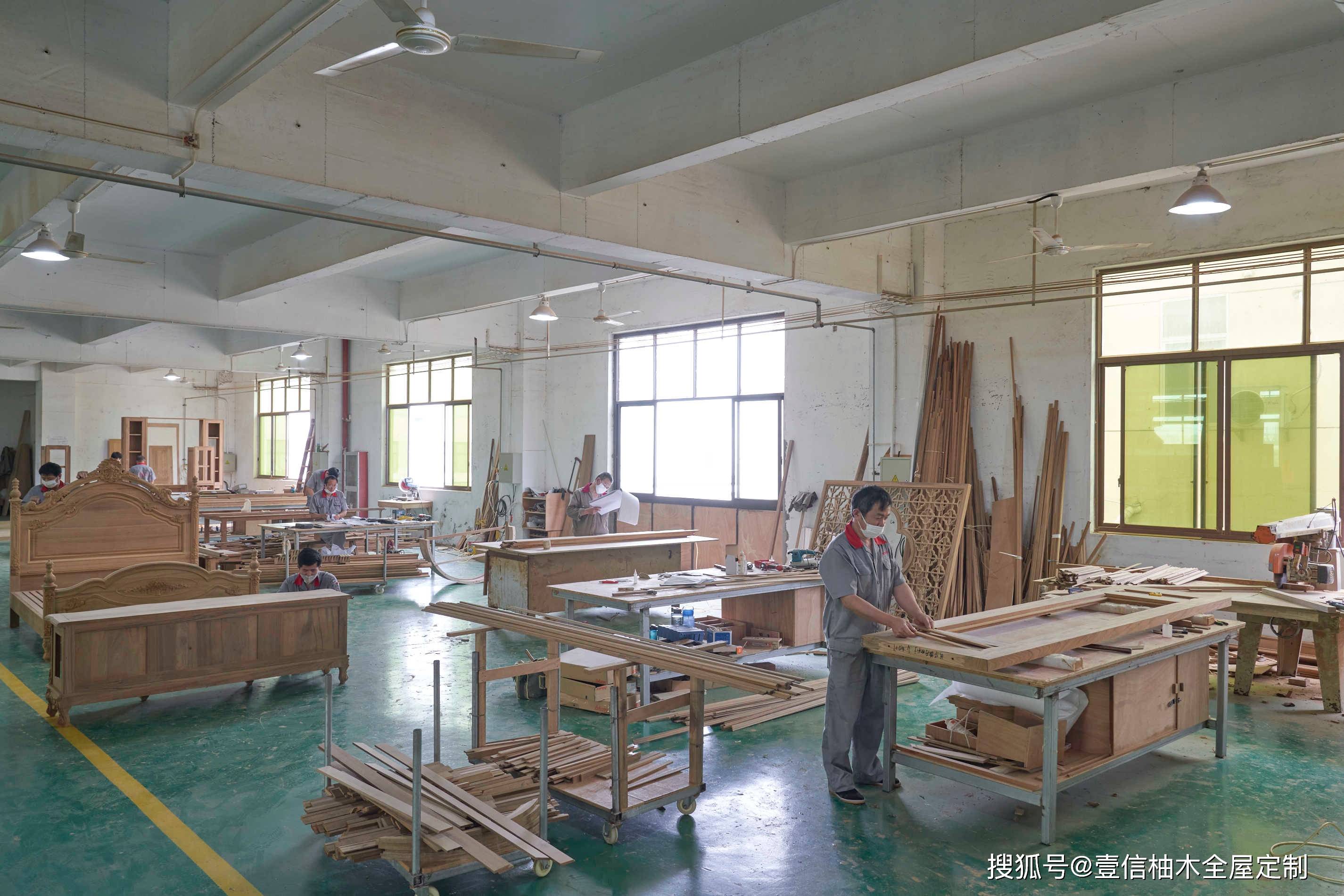 探寻品质生活之源，实木家具工厂的联系方式与选择指南
