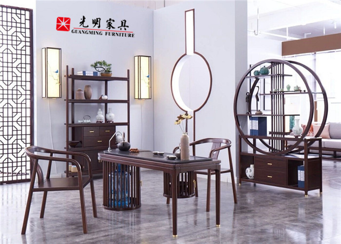 探索自然之美，实木家具——沙发、床、餐桌的完美融合