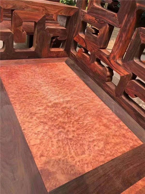 探索水曲柳家具品牌的独特魅力与文化传承