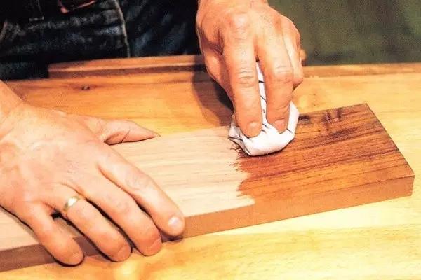 实木家具保养，用油还是蜡？——深度解析与实用指南