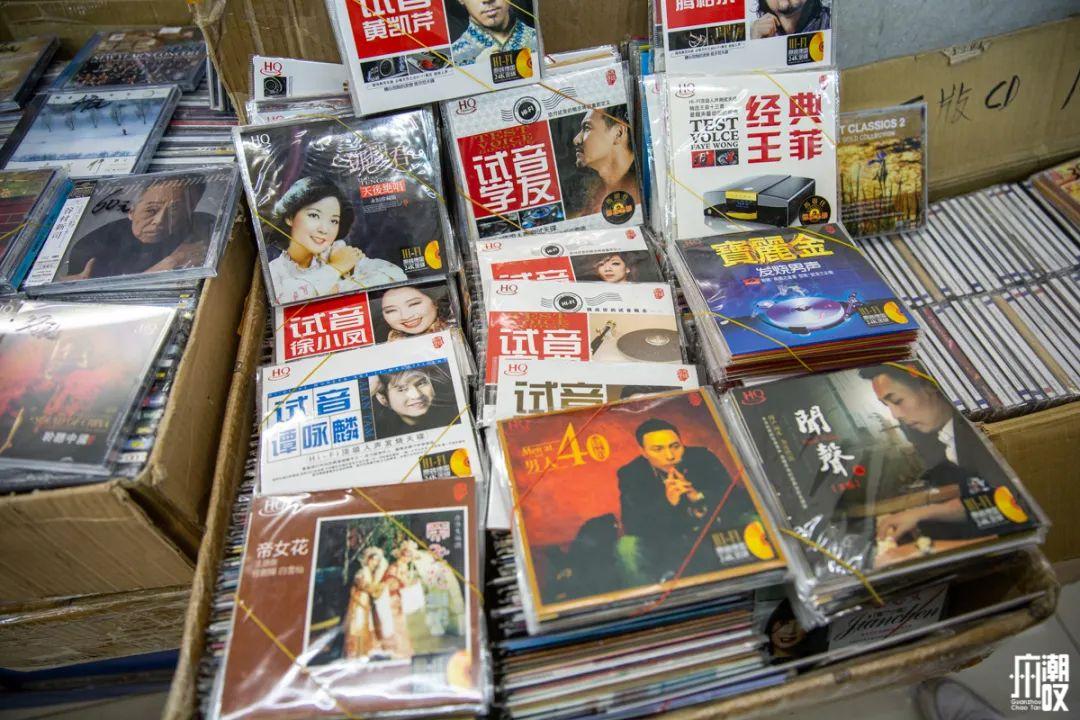 探索家门口的宝藏，附近2公里二手家具旧货市场之旅