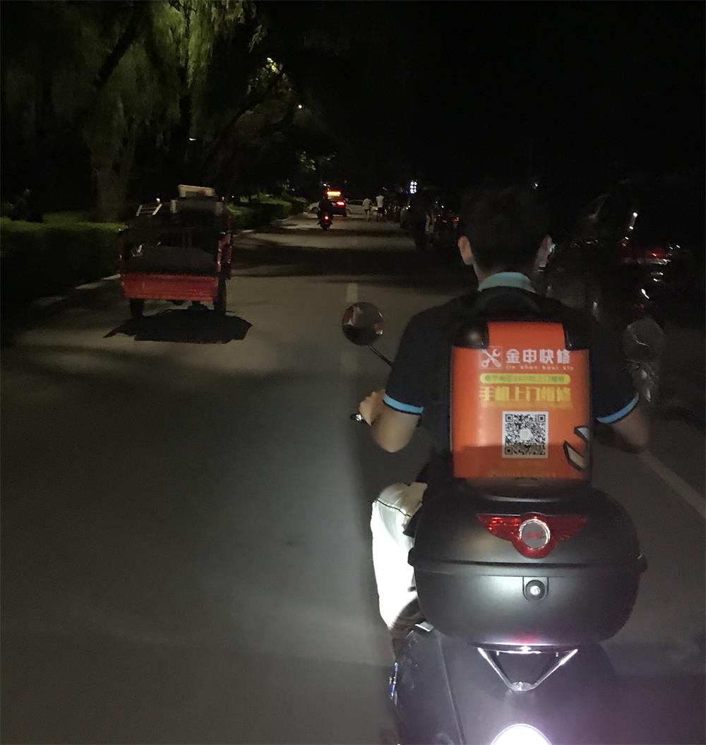 便捷高效，红木家具维修上门服务——让古典之美焕发新生