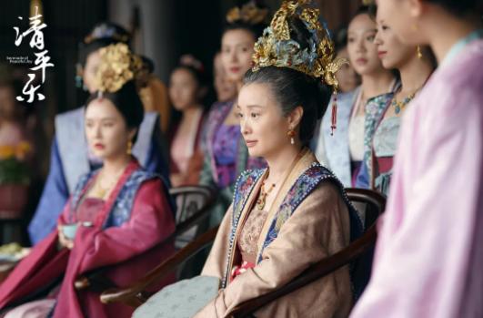 家具的多样世界，从经典到现代，探索家具的无限可能