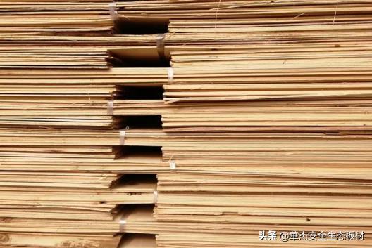 定制家具的板材基材全解析，从实木到科技木，打造理想家居空间