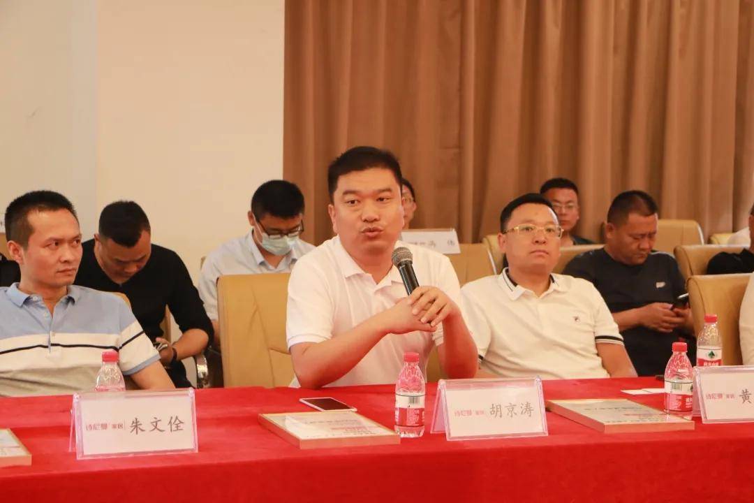 探索中国家具行业的风向标，中国家具协会官方网站解析