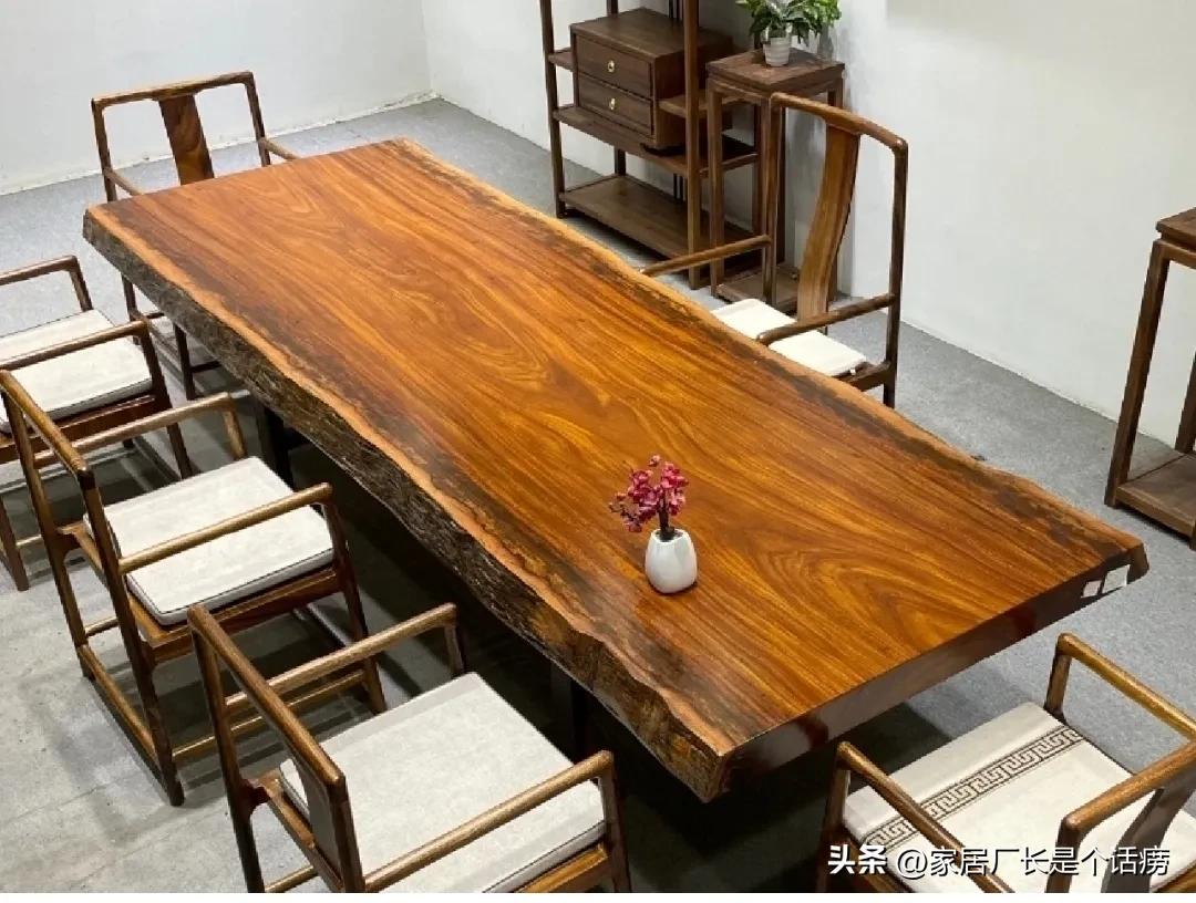 探索实木定制家具，优缺点全面解析