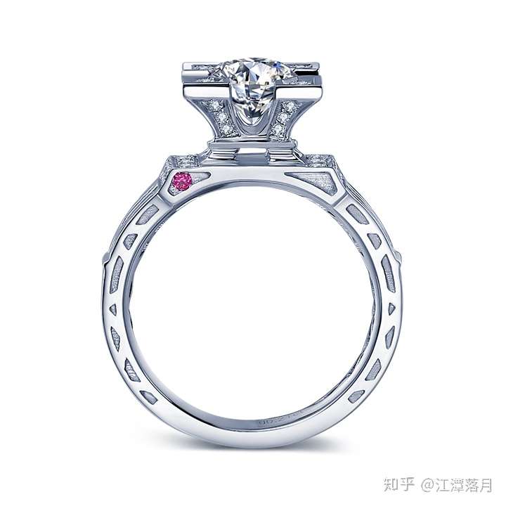 日常佩戴，30分还是50分钻戒的抉择