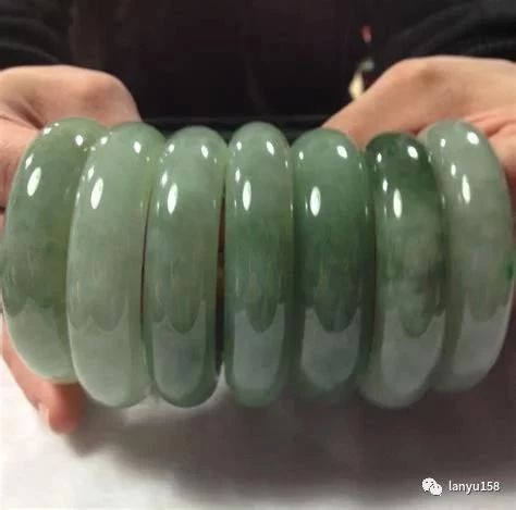 翡翠种水等级的奥秘，探寻自然之美的深度