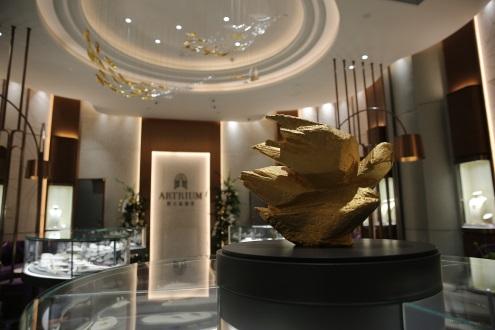 探索周大福官方网站旗舰店，珠宝艺术的璀璨殿堂
