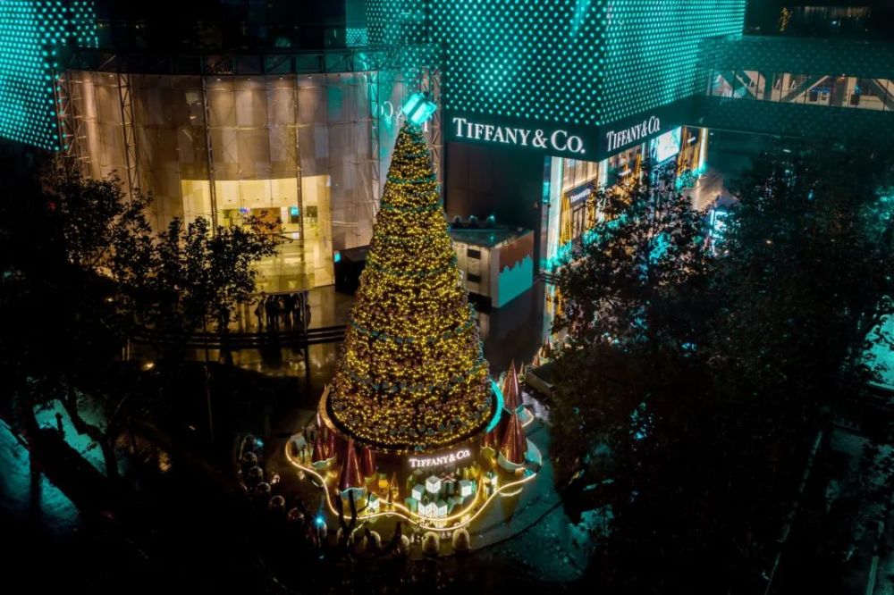 探索Tiffany的璀璨世界，从经典到现代的设计之旅