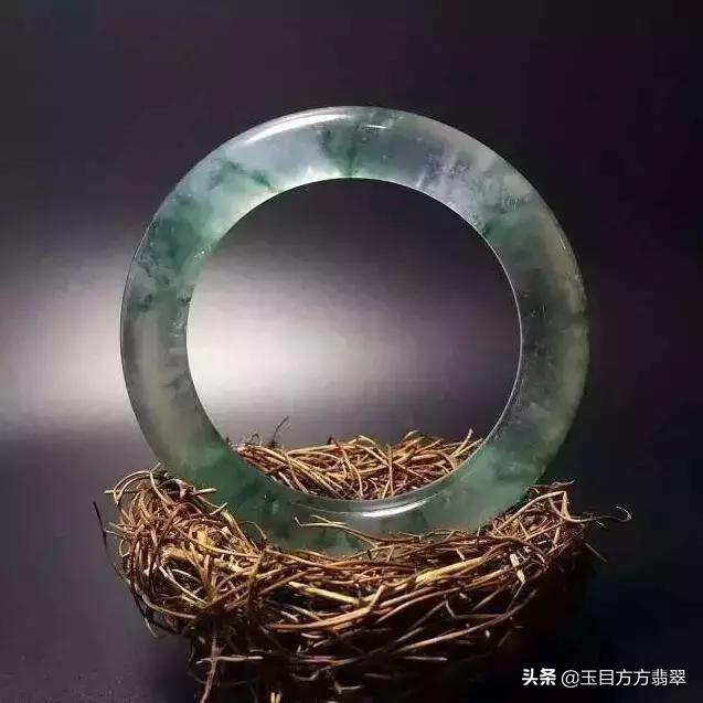 翡翠种水八个等级的深度解析