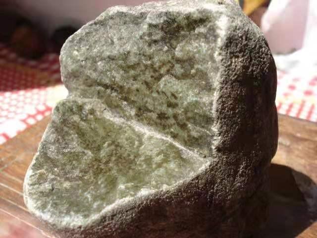 翡翠原石十大场口详解，探寻自然之美的奥秘