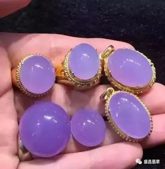 紫罗兰翡翠，自然之美的神秘瑰宝