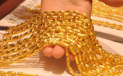 黄金回收新风尚，420元一克，让你的金彩焕发新生