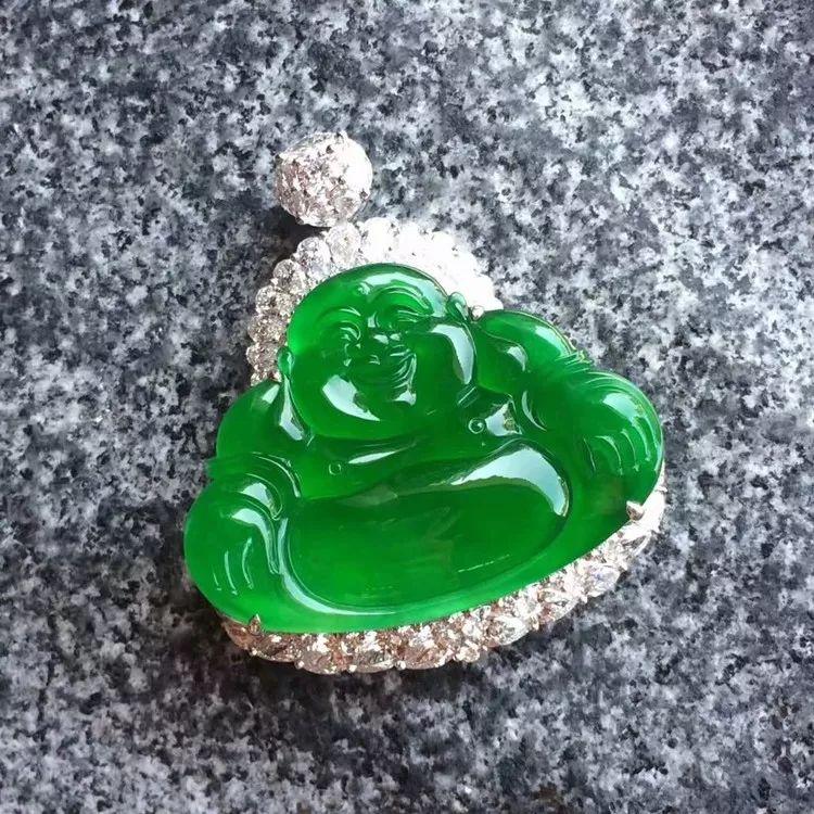 翡翠过灯全是棉絮状，揭秘翡翠的棉絮种