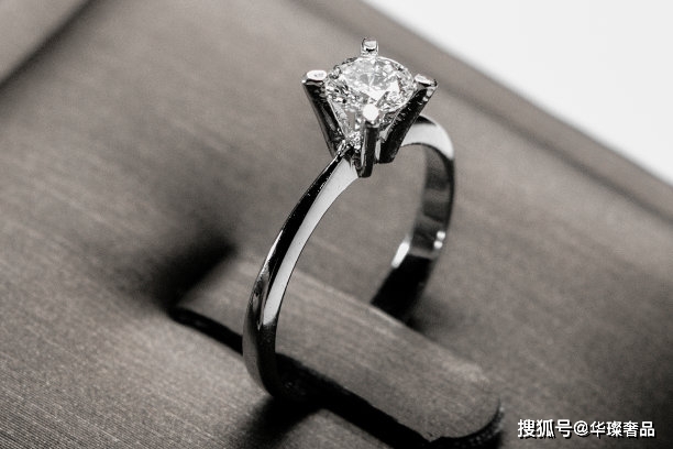 1克拉钻戒，闪耀背后的价格与价值