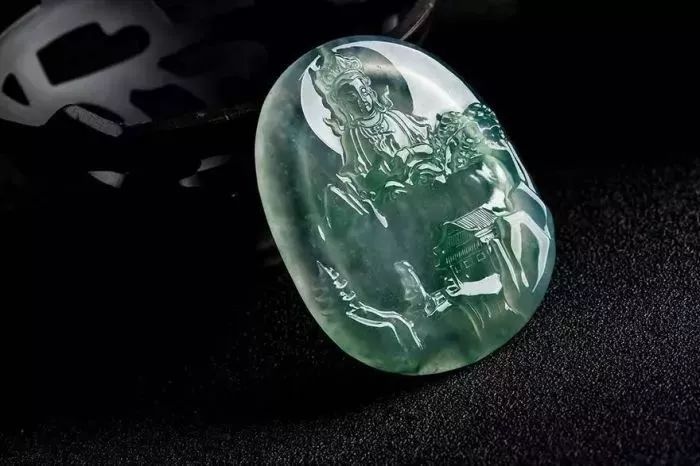 免费鉴定翡翠在线，解锁珠宝世界的秘密