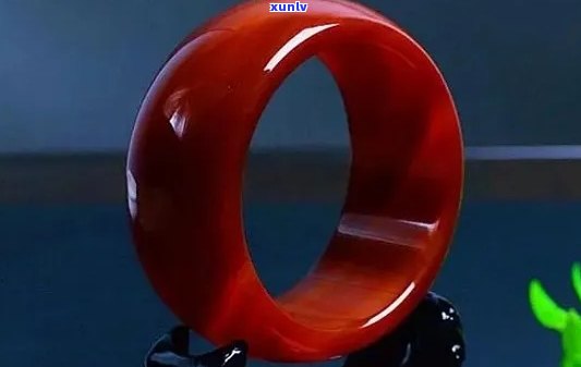 玛瑙手镯，价格与魅力的双重考量