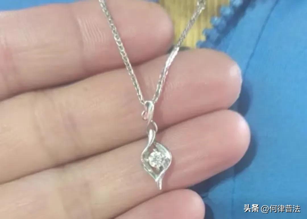 铂金项链，奢华之选，价格与价值的完美平衡
