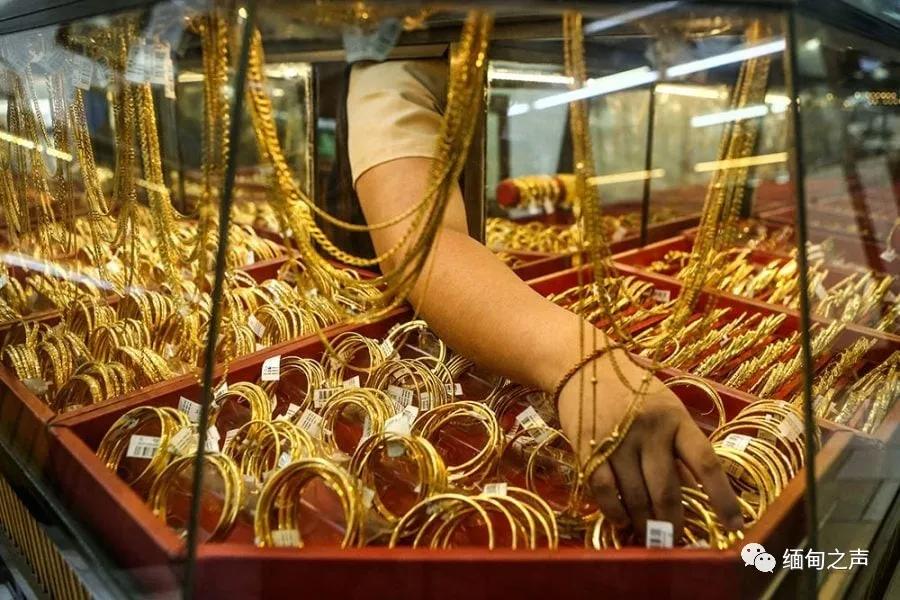 今日金价黄金，投资避风港与市场动态的双重考量