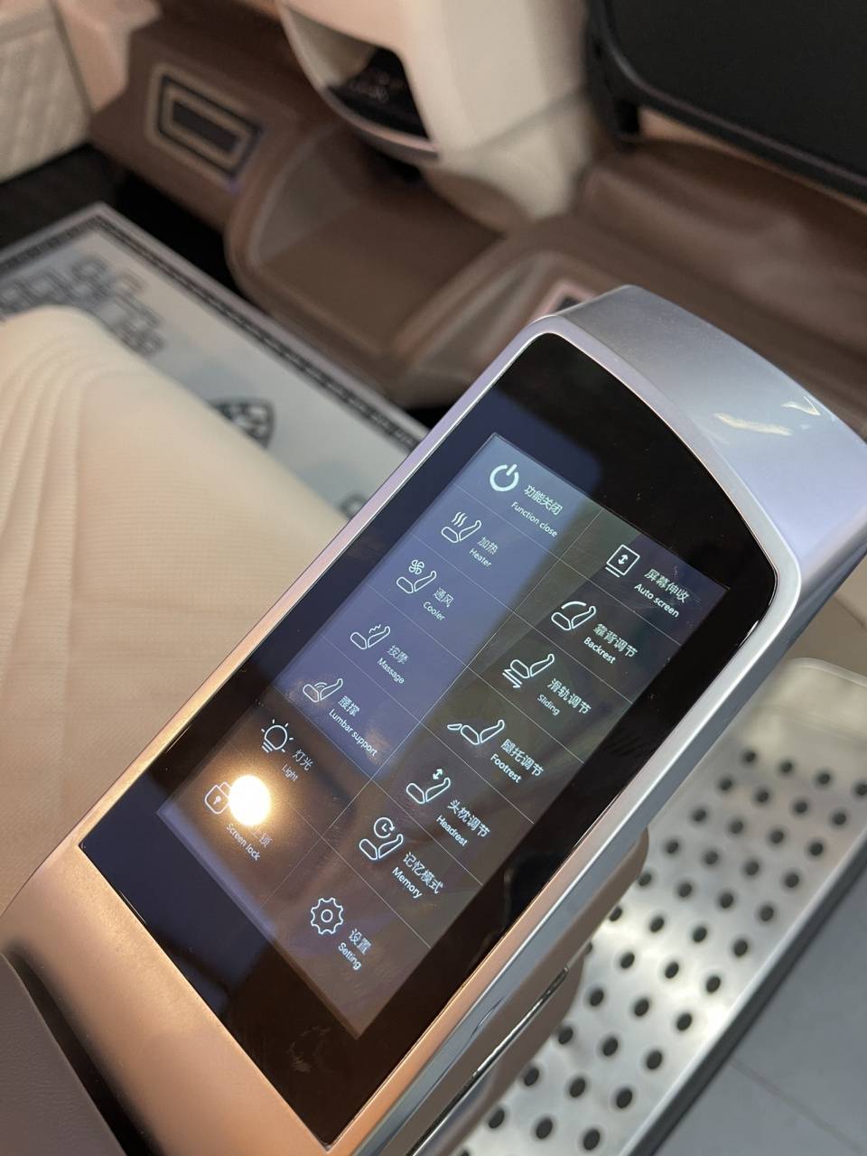 黄金与钻石，谁才是更可靠的保值之选？