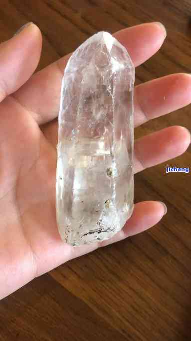 纯天然水晶原石，自然之美的价值与价格考量