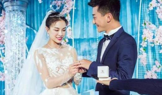 1克拉DR钻戒，爱的承诺与价值探索