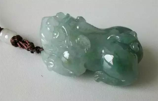 三种人不宜戴貔貅，传统信仰与现代科学的考量
