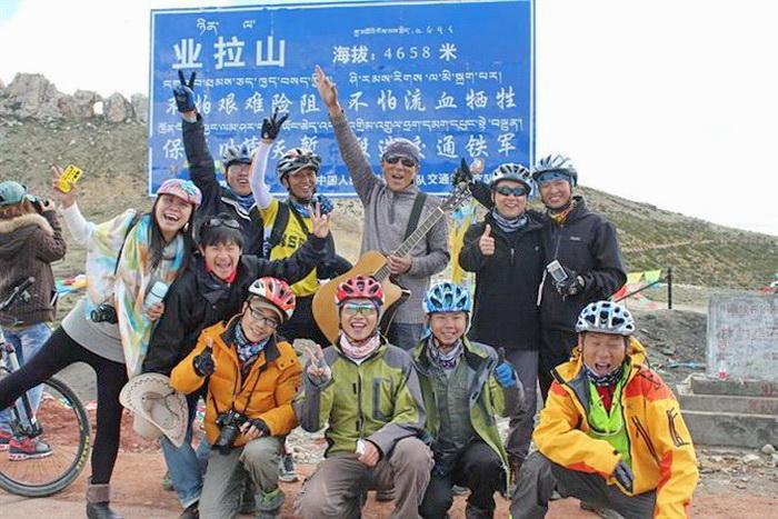 澳门六哥，传奇人物与幽默表情包大赏