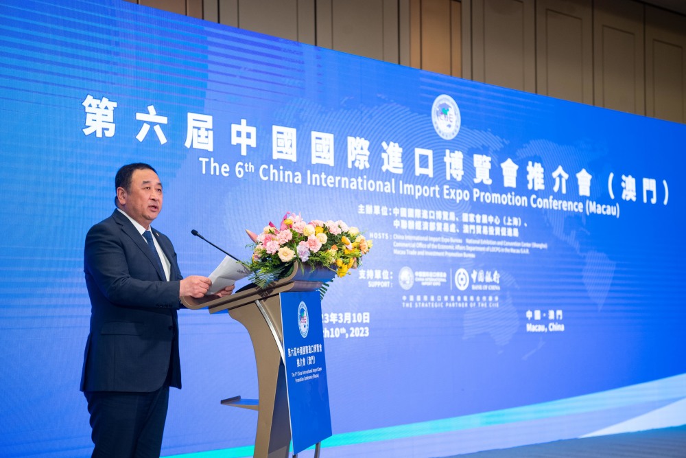 澳门六叔最新动态，一窥其现状的图文并茂简报